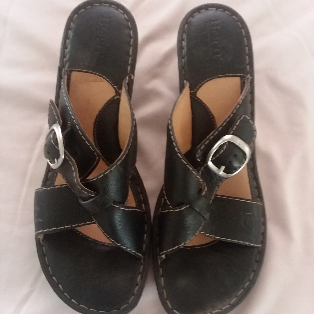 Shoes - Picture 1 of 3